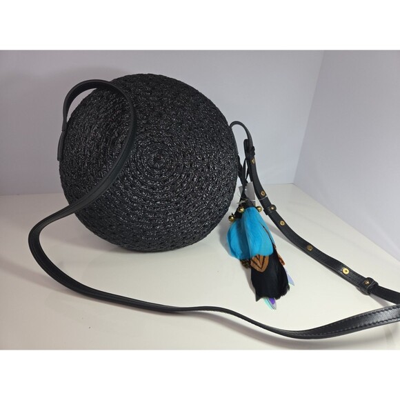 Eric Javits Canteen Style Black Woven Shoulder Bag w/Feather Details 9" Across - Picture 6 of 14
